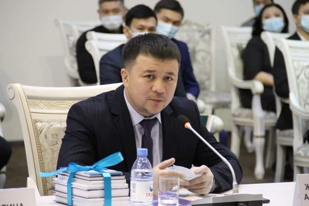 Қазақстан Республикасы Парламенті Мәжілісінің депутаты _________________________________________________________ Қазақстан Республикасы Парламенті Мәжілісінің ресми сайтына сілтеме жасалған кезде ғана материалдарды кез-келген түрде пайдалануға жол беріледі Ақпарат көзі: https://parlam.kz/%2C/mazhilis/person/3274?ysclid=merb25mo7h581259223 Қазақстан Республикасы Парламентінің Мәжілісі