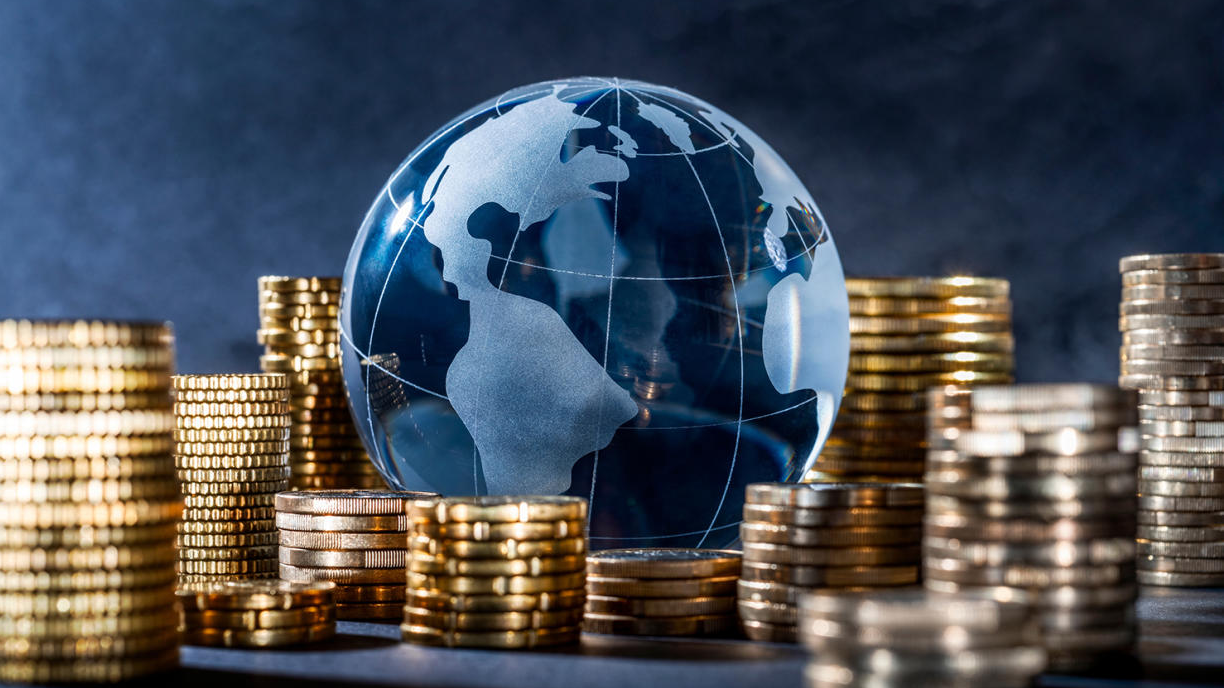 Экономика өсіп жатыр, бірақ халық байып жатқан жоқ. Үкімет не дейді?