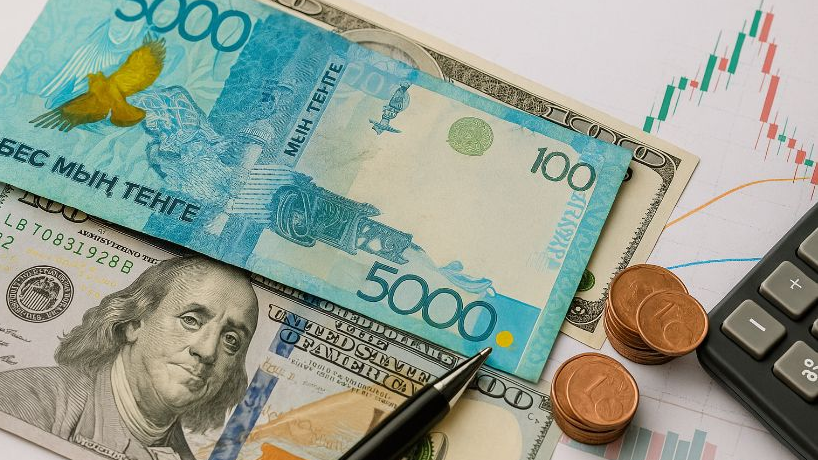 Теңге құлдырап жатыр: Доллар бағамы 600 теңгеге жетуі мүмкін – сарапшылар