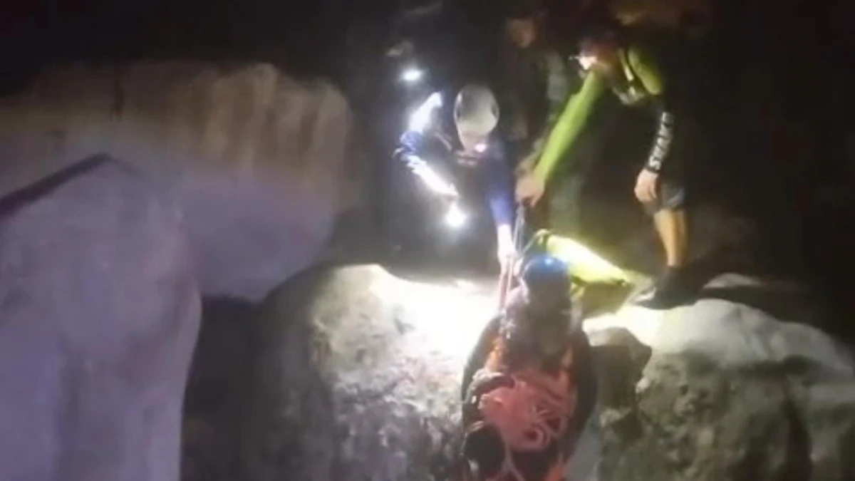 Түркістандағы «Үлкен Тұра» шыңында жоғалған туристер құтқарылды