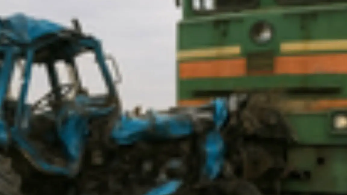 Ақмола облысында жүк пойызы трактормен соқтығысып, жүргізуші қаза тапты