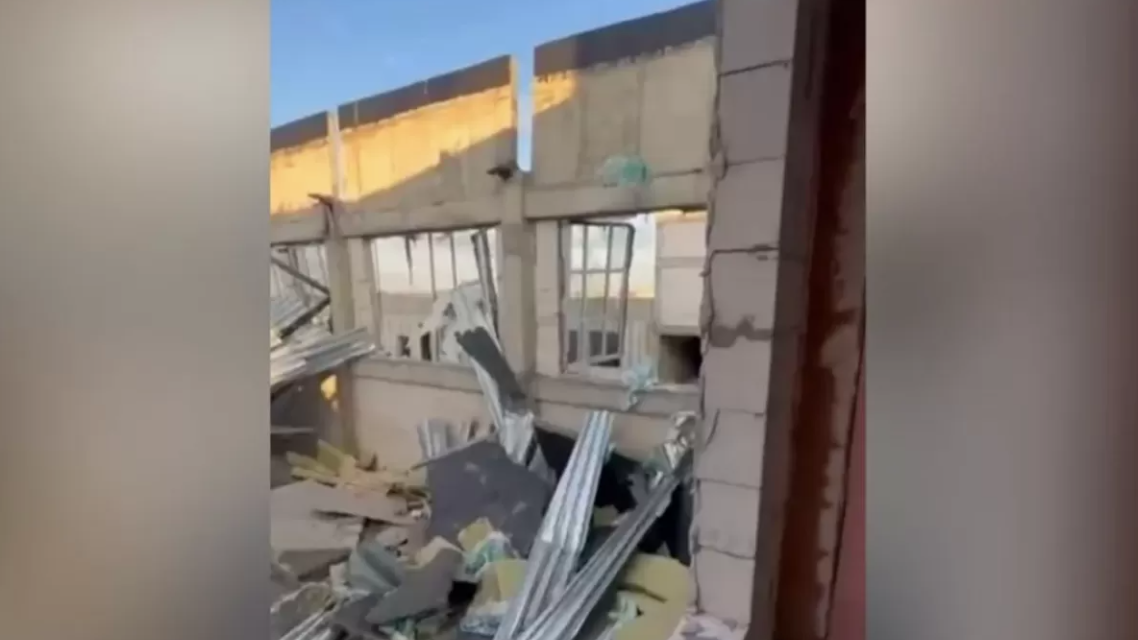 Құлсарыда жаңадан салынып жатқан мектептің төбесі опырылып түсті