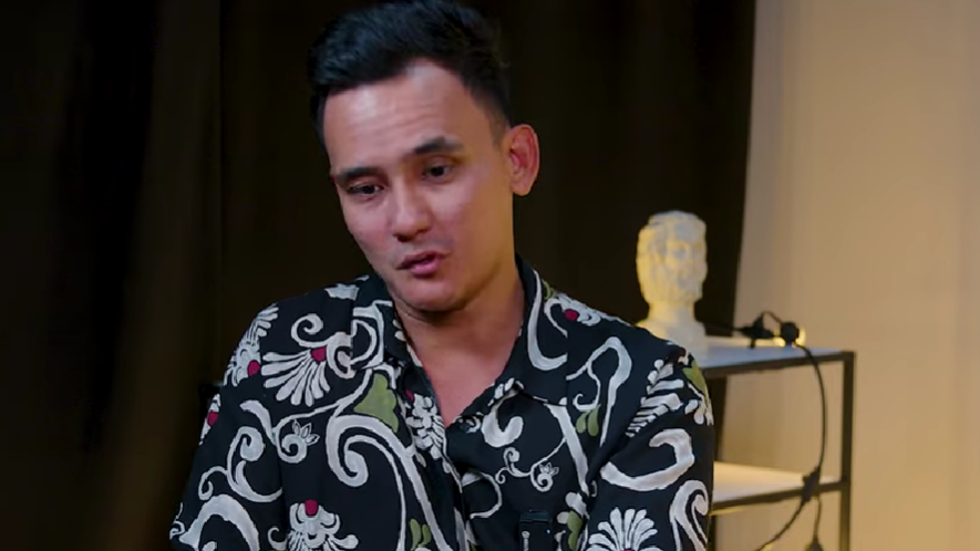 "Үлкен қиындық болды": Әли Оқапов жеке өмірі туралы