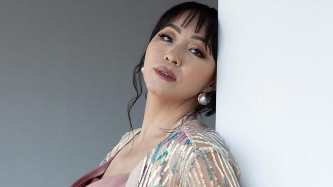 «Дүбәралар, байғұстар»: Айгүл Иманбаева өзін сынағандарға жауап берді 