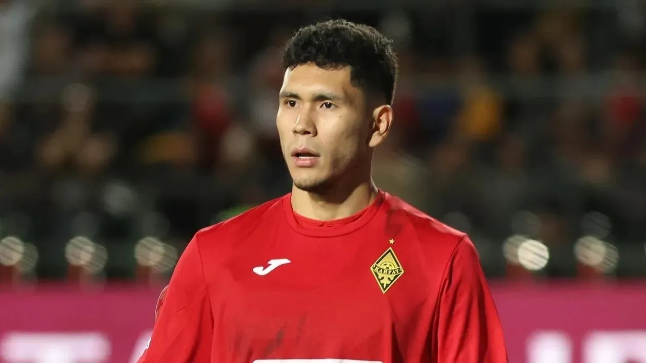 "Қайраттың" қақпашысы Темірлан Анарбеков жарақат алып қалды