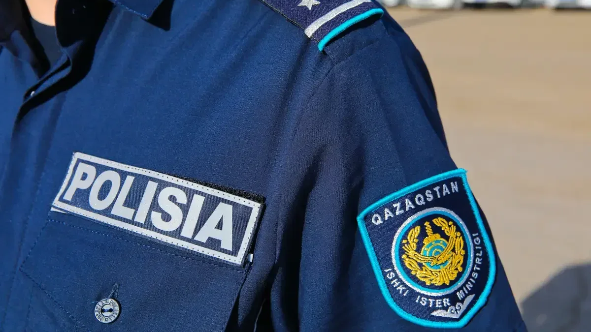 Ұлытау облысында екі полицей парамен ұсталды