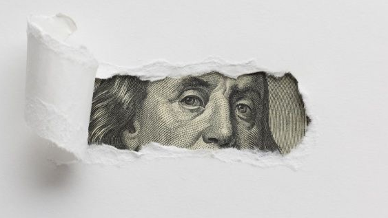 Марқұмға қателесіп ақша аударса, не болады?