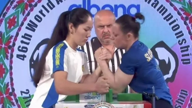 16 жастағы қазақ қызы қол күрестен чемпион атанды (ВИДЕО)