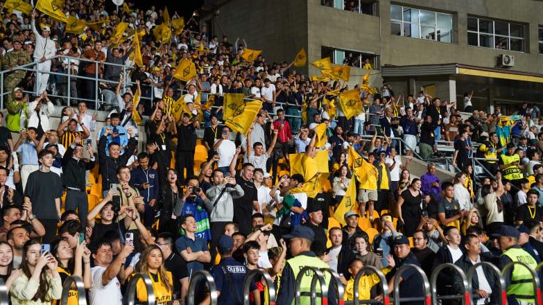 Футбол бизнес құралына айналды: Алматыдағы баға Еуропаны шаң қаптырды