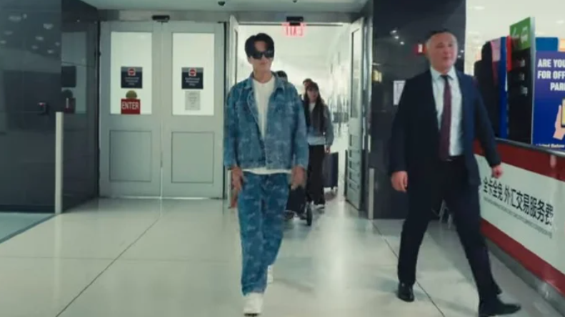 Димаш Нью-Йоркте көзге түсті (ВИДЕО)