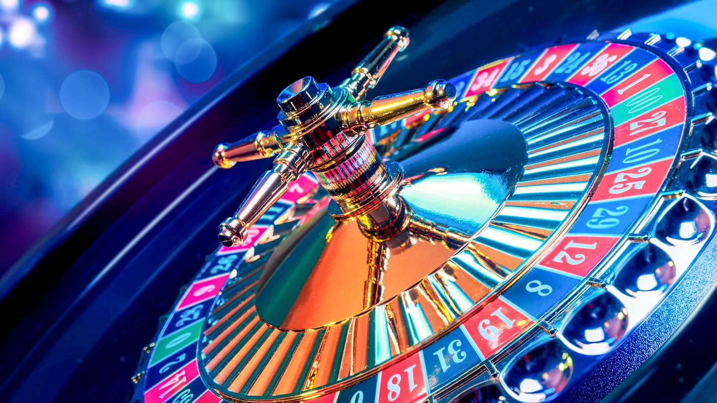 Онлайн-казино жарнамалаған блогерлерге қылмыстық жаза қолданылуы мүмкін