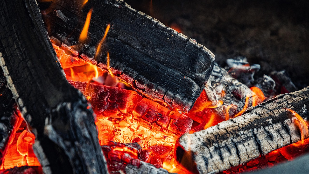 Бір тәулікте екінші қайғылы жағдай: Павлодарда тағы да адам өмірін жалмаған өрт болды