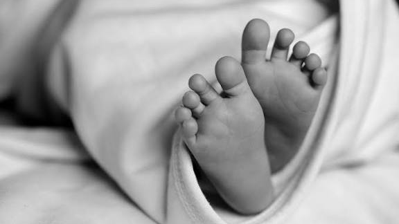 «Тізерлеп жалындым»: Дәрігер қабылдамай қойған баладан айырылып қалды