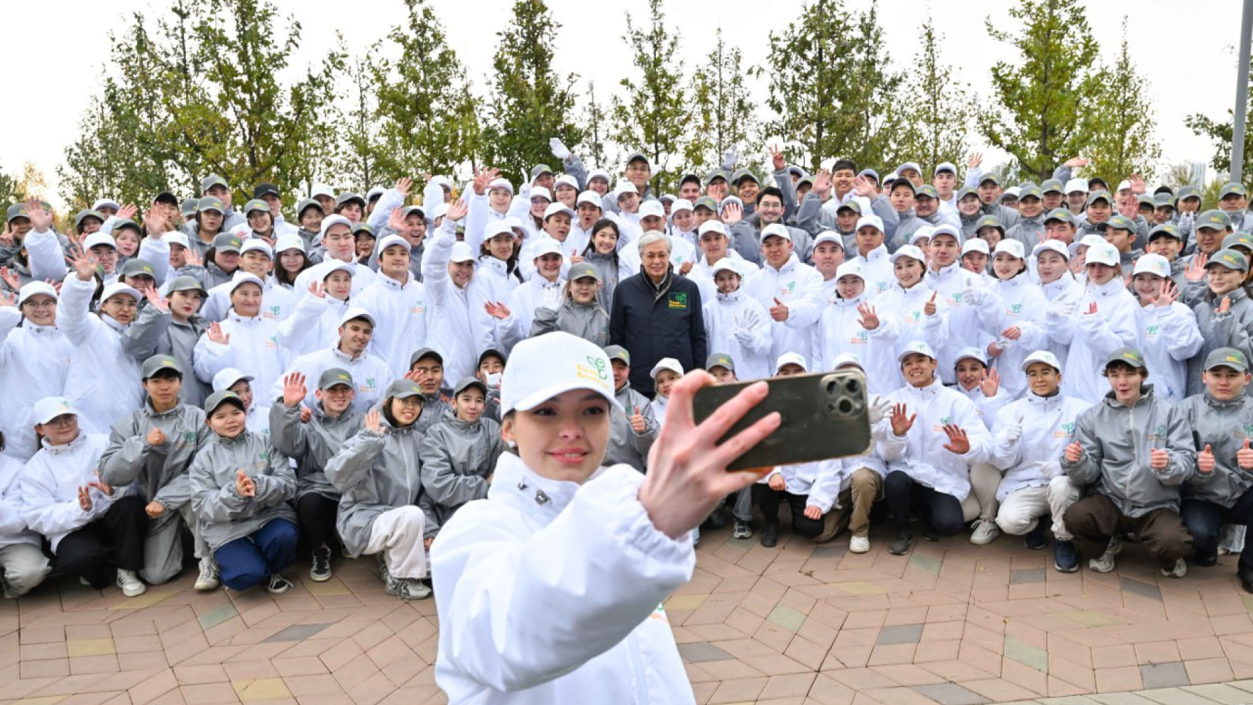 Қасым-Жомарт Тоқаев елордада өткен «Таза Қазақстан» экологиялық акциясына қатысты