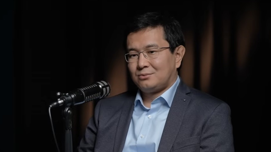 «Парацетамолды ішіп жүргендер бүйрегінен айырылып өліп жатыр» - Нейрохирург