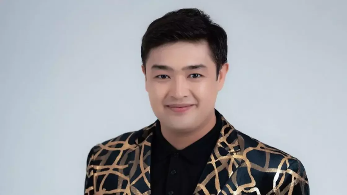 «4 сағатта 8 тойға кірдім»: Танымал әнші табысы туралы ашық айтты