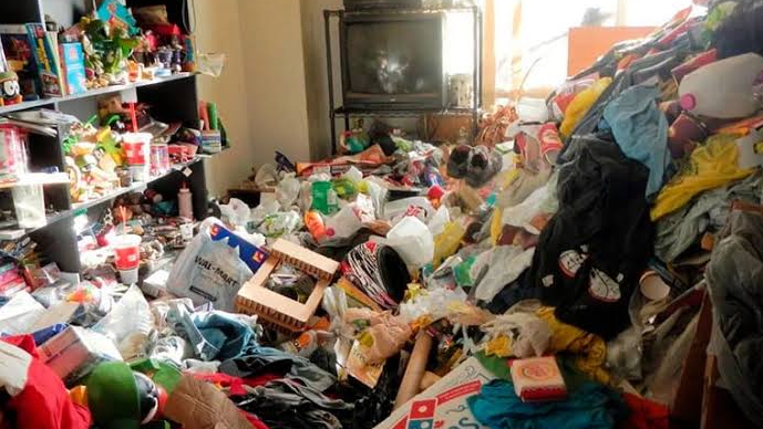 «Төбе шашың тік тұрады»: Атырауда адам тұрғысыз үйден кішкентай бала табылды (ВИДЕО)