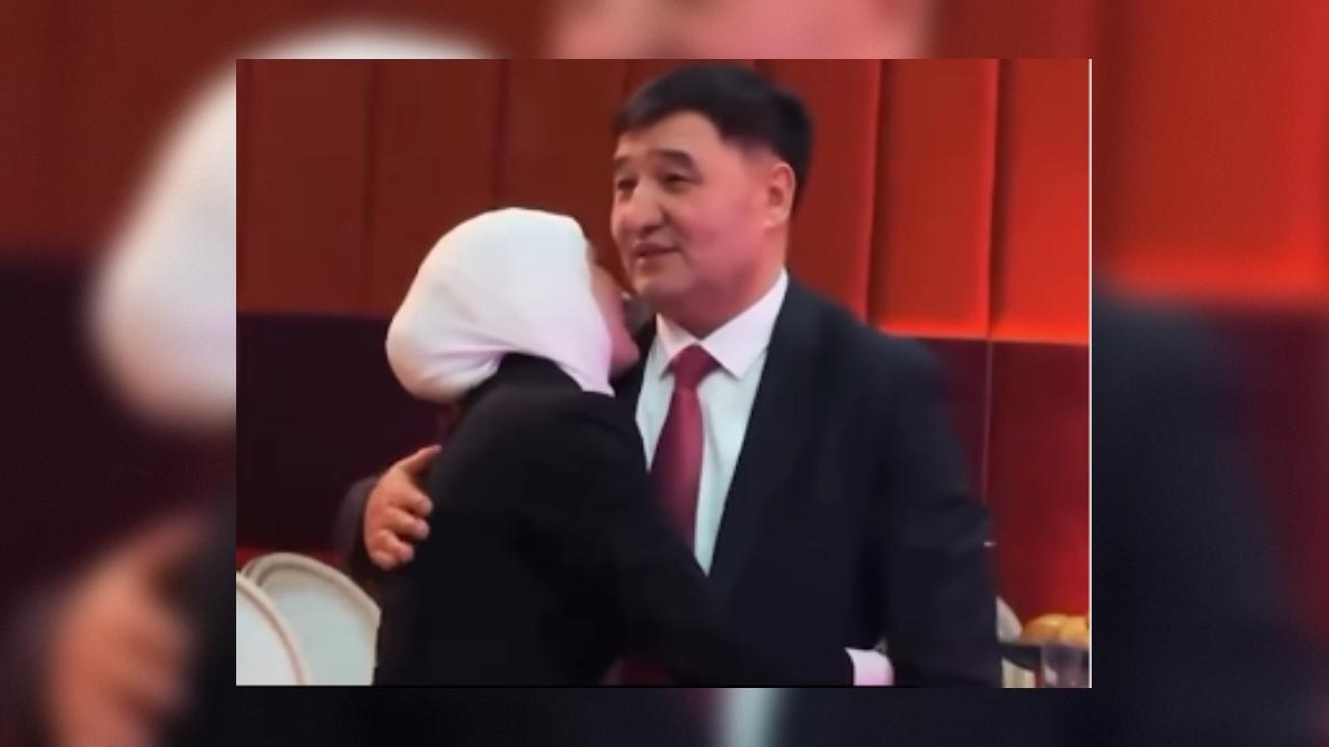 "Жәй адам емес сияқты": Төреғали Төреәлінің қайынатасы қызу талқыға түсті (ВИДЕО) 