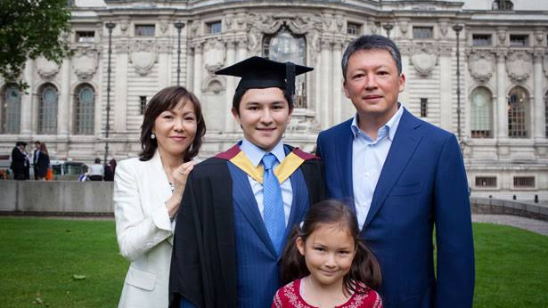 Назарбаевтың немересі Алтай Асқар туралы тың деректер шықты