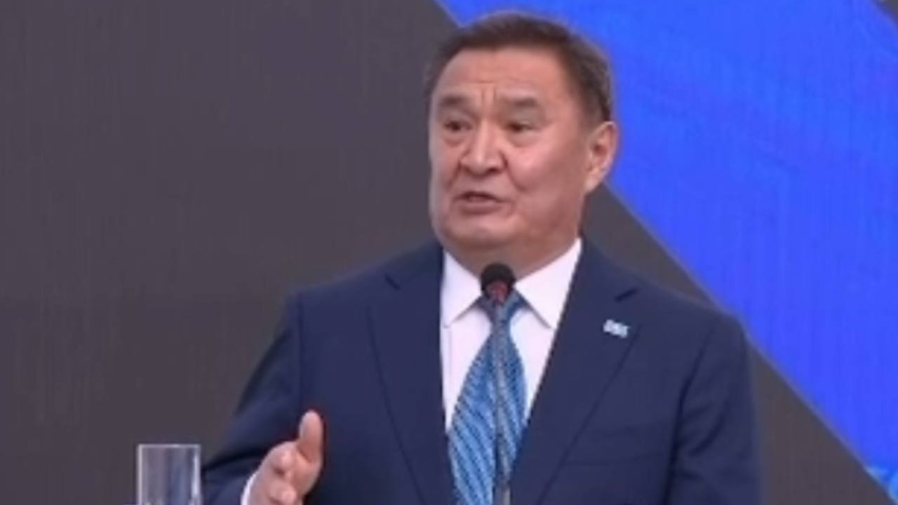 "Сучьи хутор": Ақмола облысының әкімі аудан атын қате айтты  (ВИДЕО) 