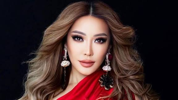 «Түріне не болған»: Халық Маржан Арапбаеваны таңымай қалды (ВИДЕО)