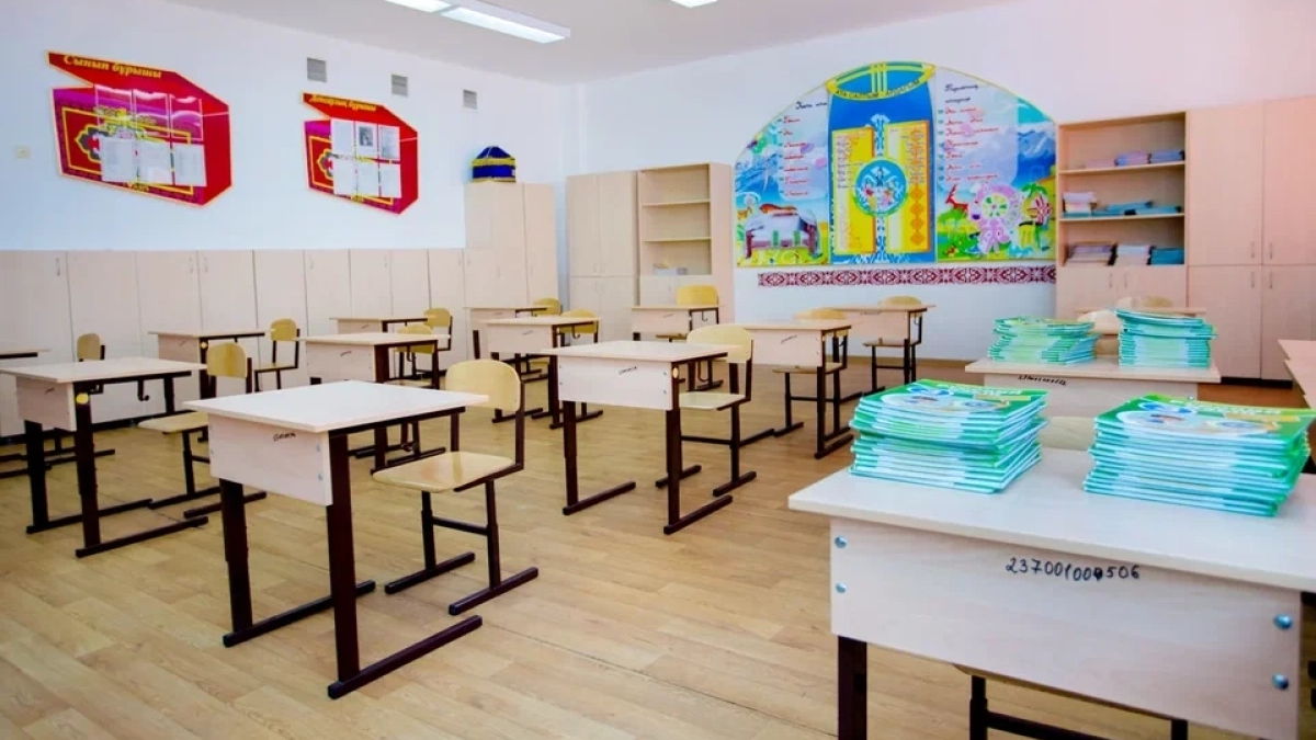 Астана мен Алматыда вирустың өршуі талқылануда: Мектептер онлайнға көшіріледі ме