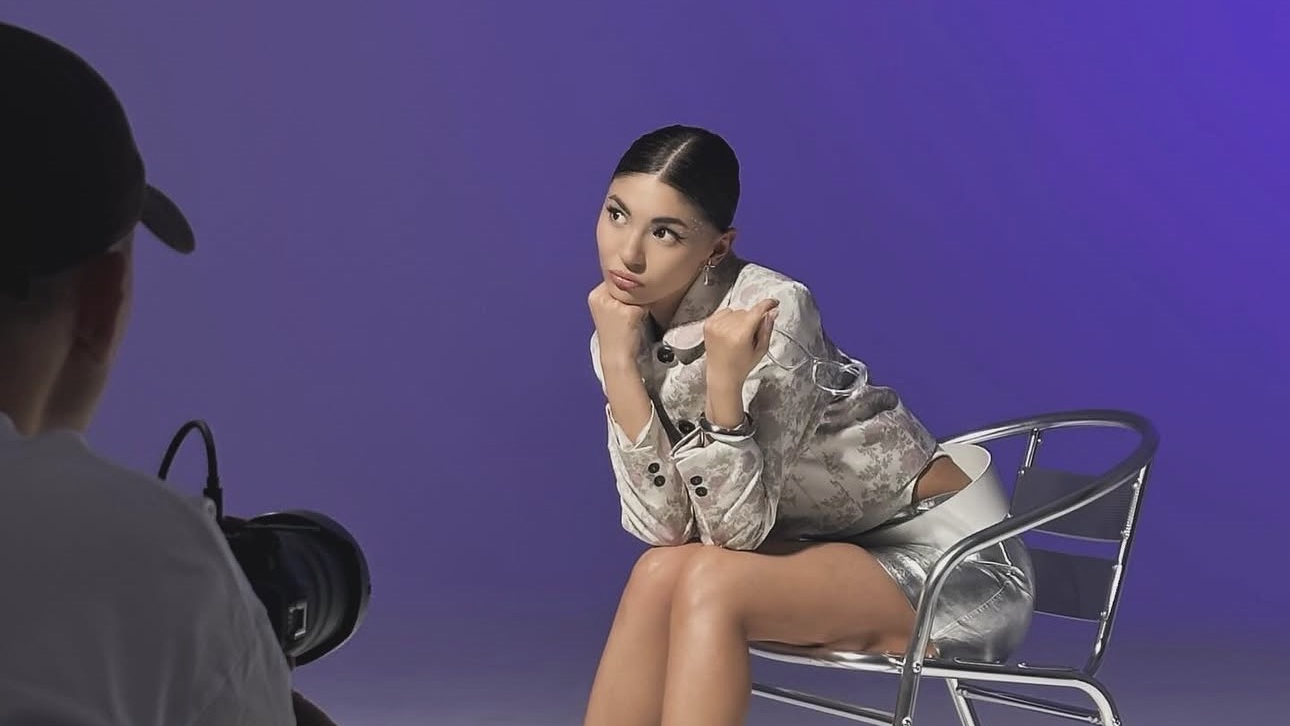 «Ұят емес пе?»: KeshYou әншісінің видеосы дауға қалды (ВИДЕО)