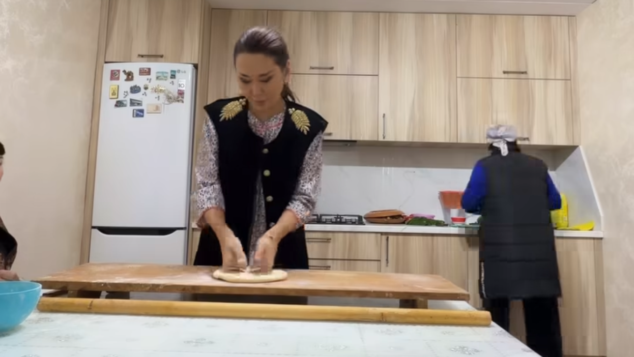 Динара Сатжан келін образымен елді сүйсіндірді (ФОТО)