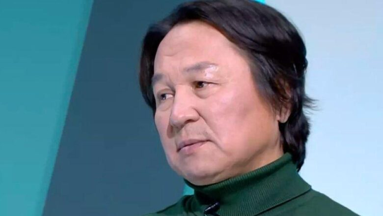 “Төбемнен су құйғандай болды”: Өктем Алтаев алғашқы махаббаты туралы ашық айтты (ВИДЕО) 