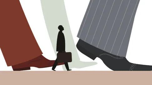 Әкімдердің жиі ауысуы өңір тұрақтылығына қалай әсер етеді?