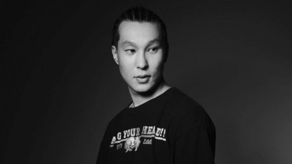 "З6 жасымда өлемін": Өз ажалын болжаған қазақ әншісінің сұхбаты тарады (ВИДЕО)