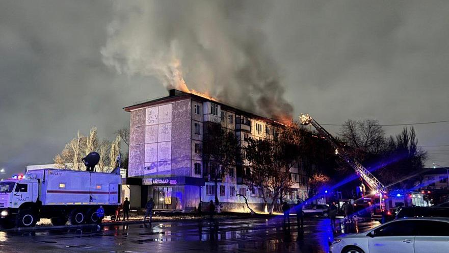 Таразда алапат өрт: 100 адам, оның ішінде 30 бала эвакуацияланды