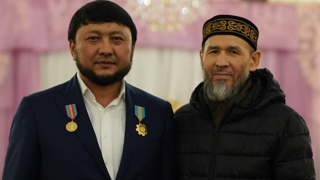 «Жәннат нәсіп етсін»: Мұхамеджан Тазабек қаралы хабар айтты 