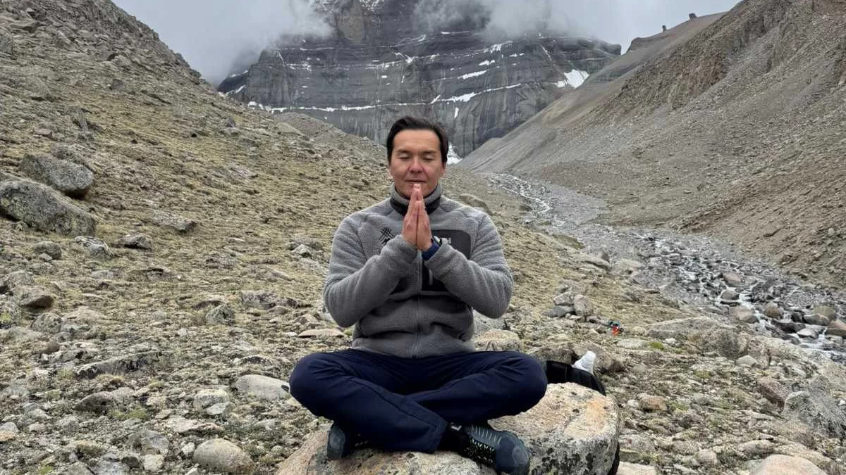 Назарбаевтың немересі адамзатқа рухани тәлімгер болуды шешті 