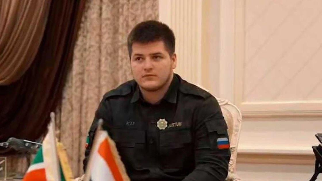 Рамзан Қадыровтың ұлы жол апатына түсіп, жансақтау бөліміне түсті 