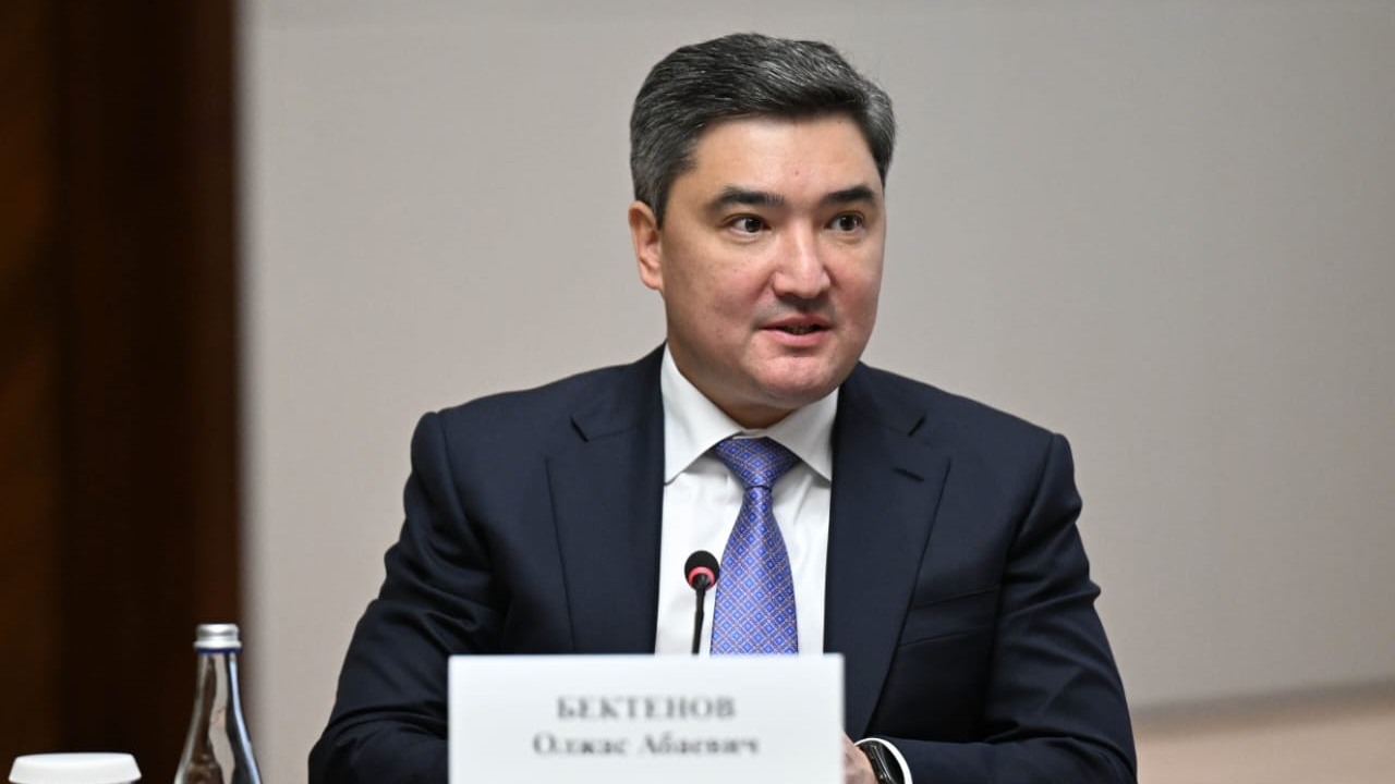 Олжас Бектенов: мұқтаж отбасылар қажетті көмекті толық ала береді