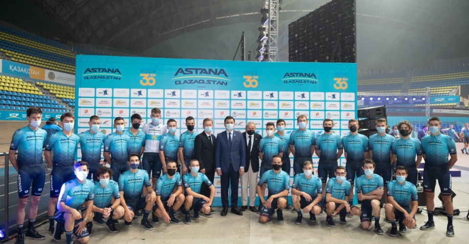 Нұр-Сұлтанда 2022 жыл маусымындағы Astana Qazaqstan Team командасы таныстырылды