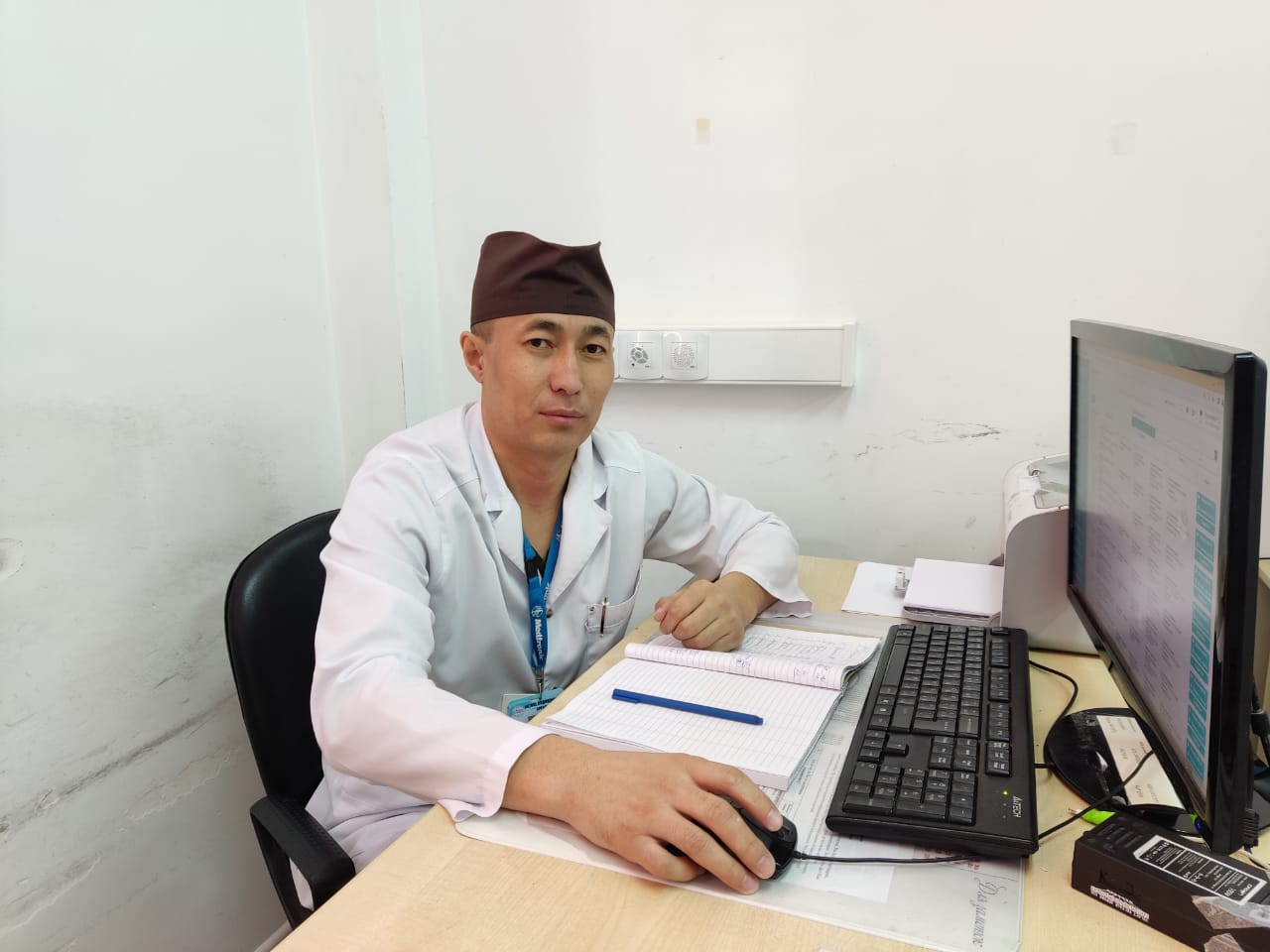 Нейрохирург: "Омыртқа жотасының дегенаративті аурулары «жасарып» барады"