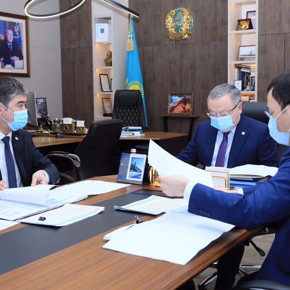 Ақтөбе облысында басқарма басшылары есеп беріп жатыр