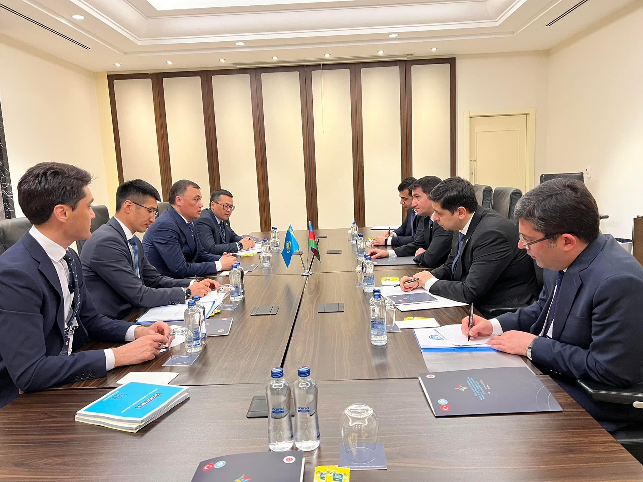 «Balapan», «Kazakh tv», «Хабар24» телеарналарын Әзірбайжан аумағында көрсету мәселесі көтерілді