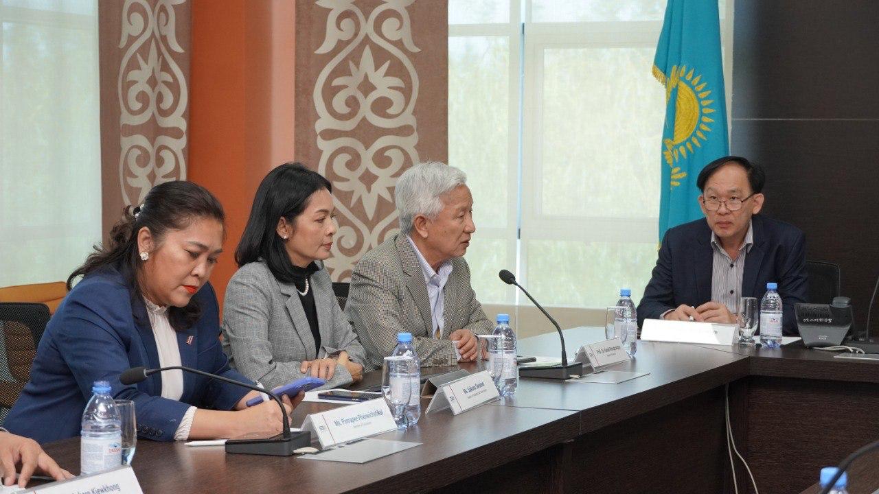 ТАИЛАНД МЕМЛЕКЕТІ ҚАЗАҚСТАНМЕН БІЛІМ САЛАСЫ БОЙЫНША СЕРІКТЕСТІК ОРНАТПАҚ