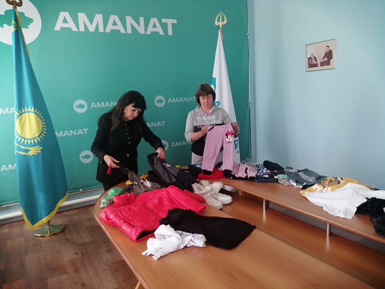 «AMANAT» партиясының гуманитарлық көмек қабылдау пункттері жұмысын бастады