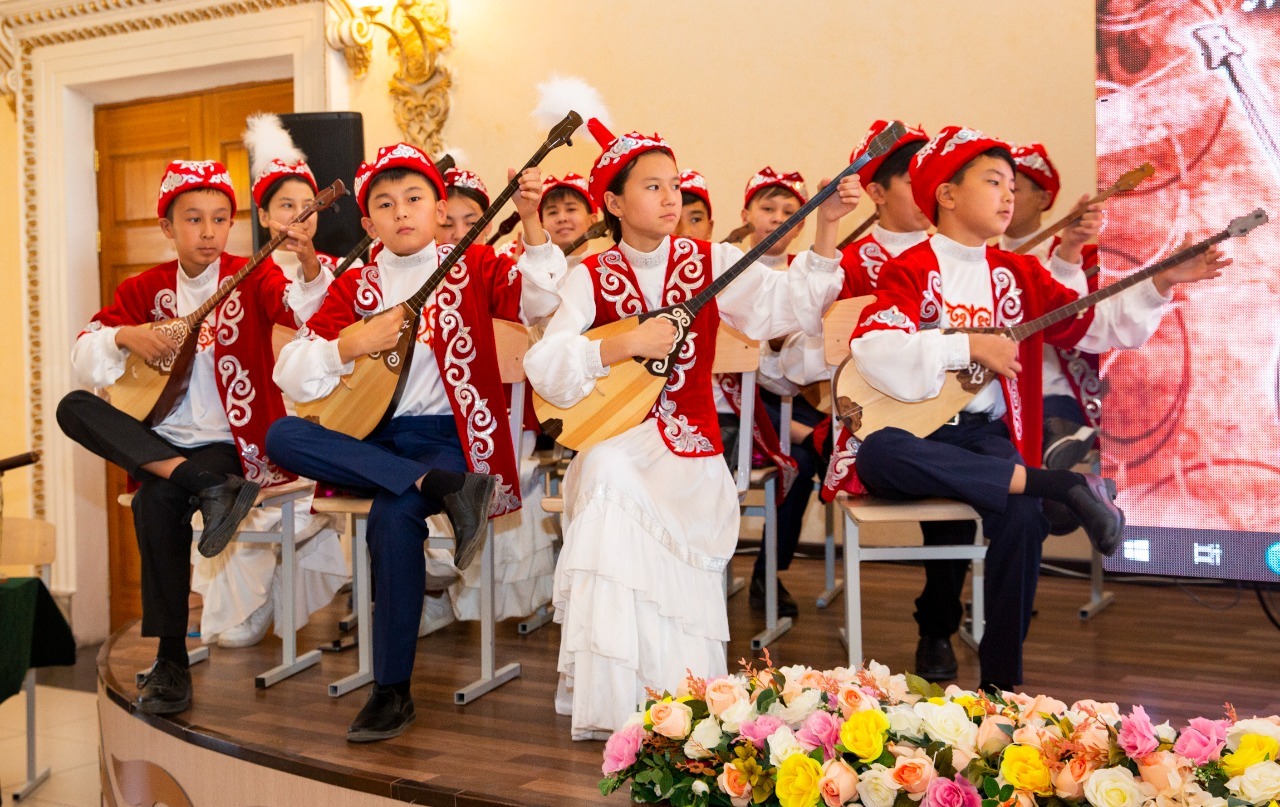 Школа народных сказителей открылась и в Каскелене