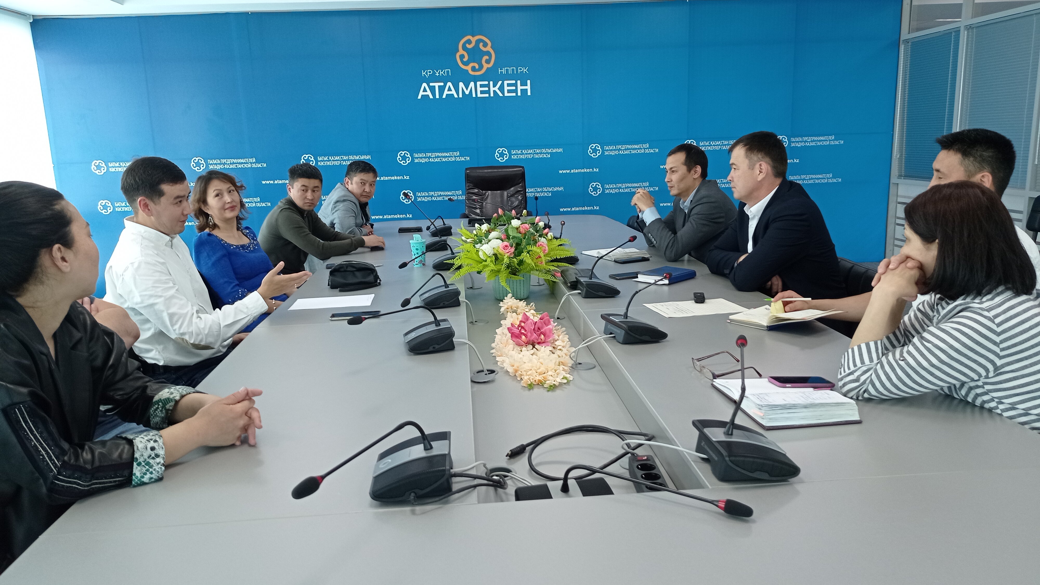 Жеңіл өнеркәсіптің дамуына не кедергі?!