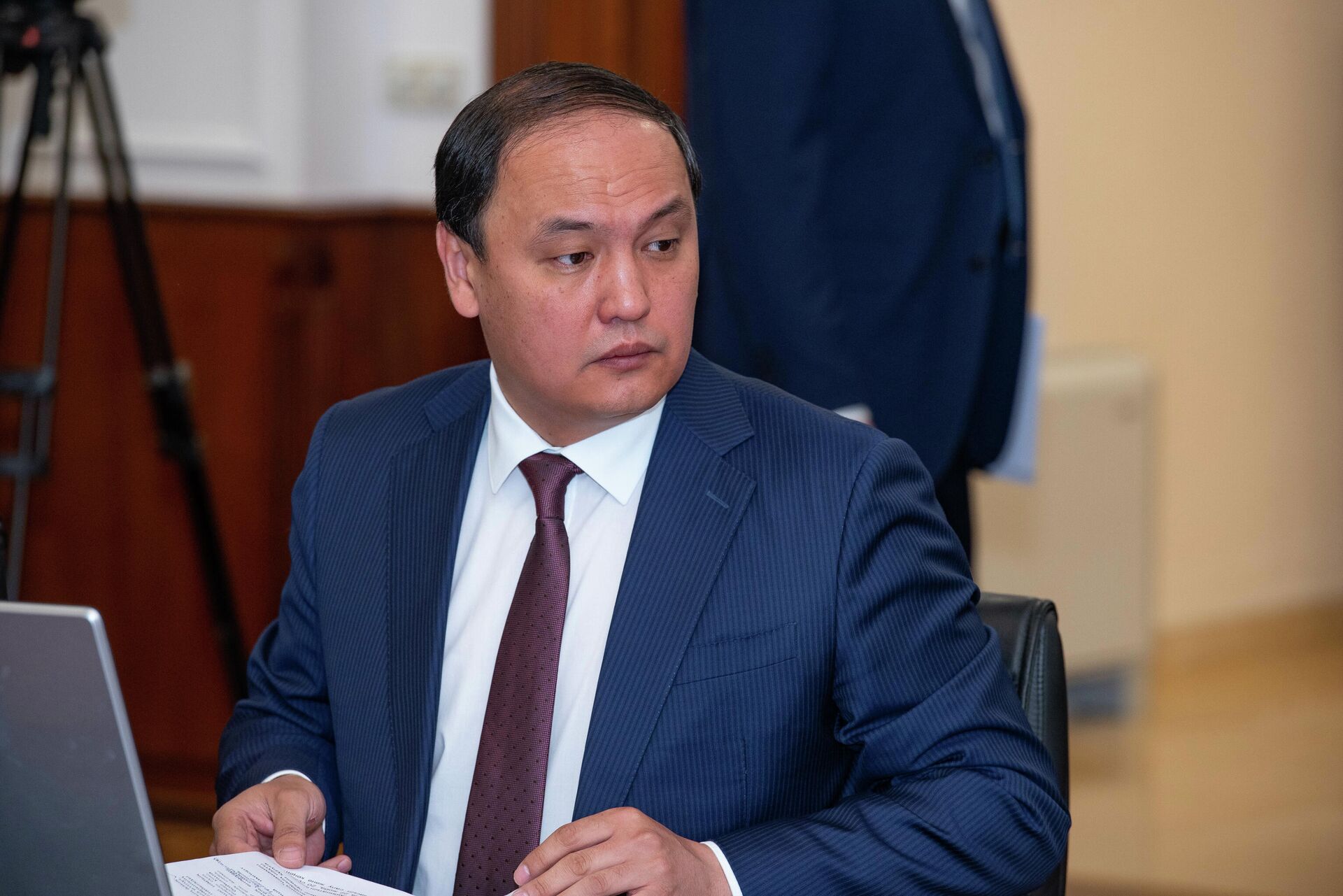 «Әкең кім деп сұрамайды»: министр Даниал Ахметовтің мемлекеттен субсидия алған қызы жайлы