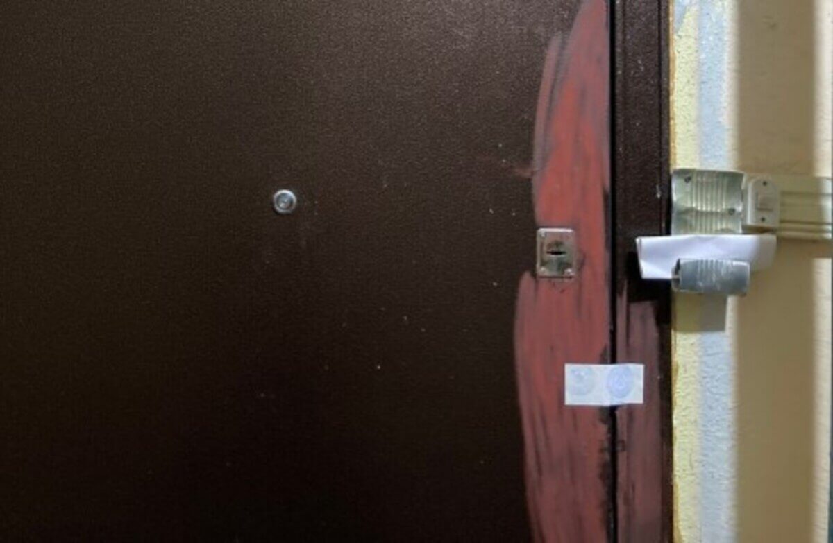 Ақтөбеде 75 жастағы әйел пәтерінен 44 жастағы ұлымен өлі табылды (ВИДЕО)