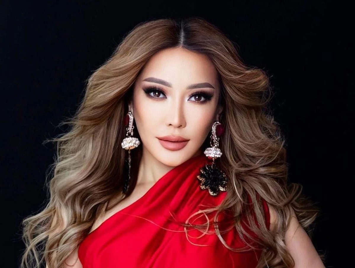 "Енем ұрды": Маржан Арапбаева бірінші күйеуімен не себепті ажырасып кеткенін айтты