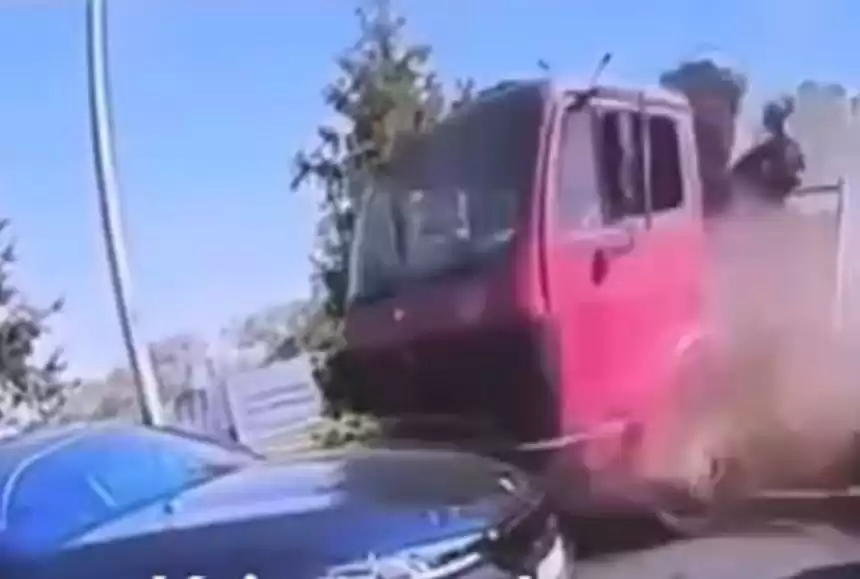 Желіде Алматыдағы ірі жол апатының видеосы тарады