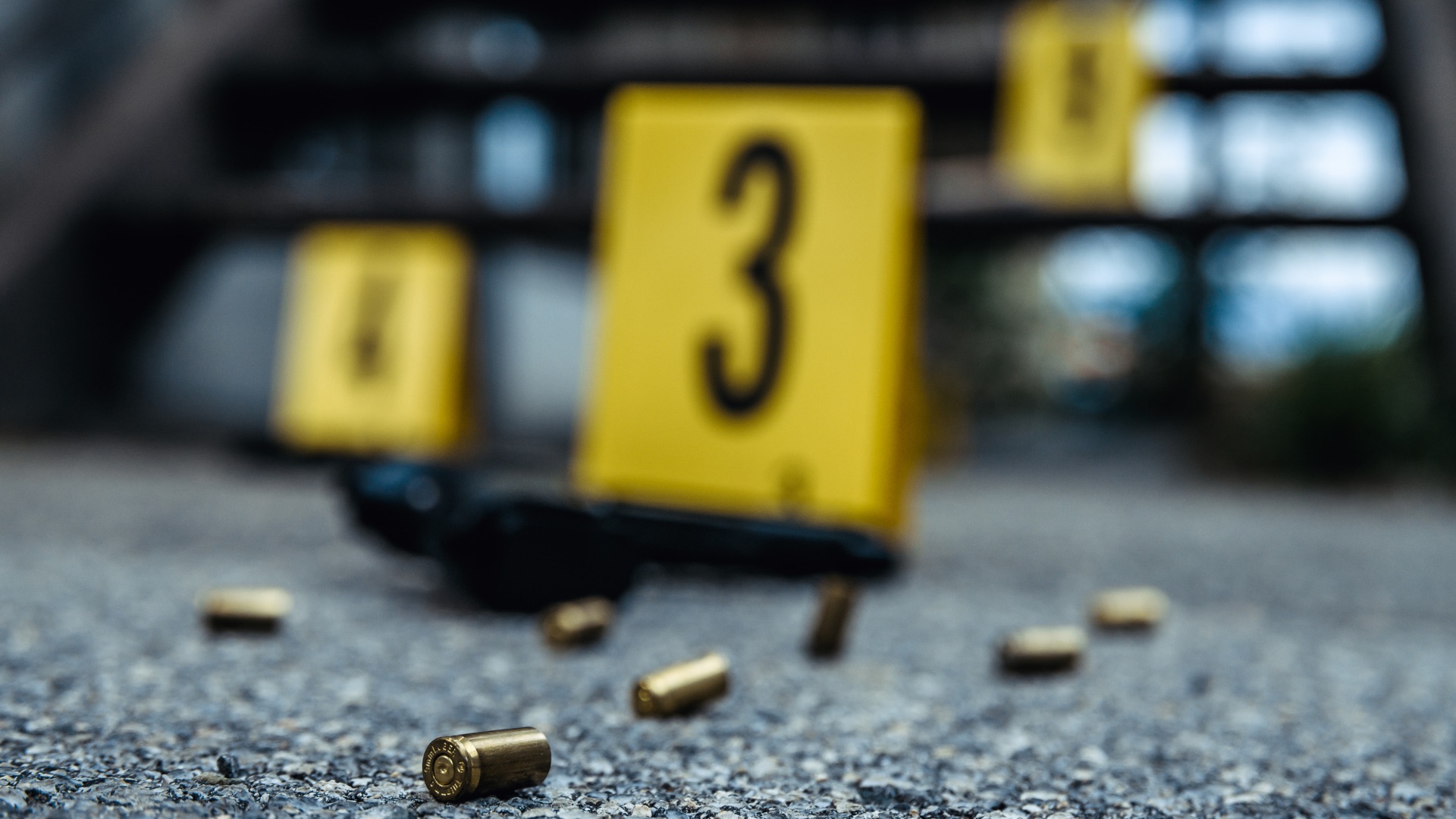 Түркістан облысында үй салып жатқан екі адамды белгісіз біреулер атып кеткен