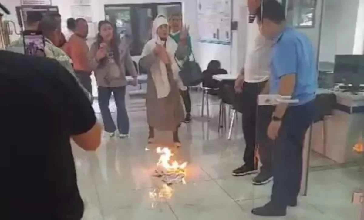 Шымкенттік тұрғын прокуратура ғимаратында өзін өртеп жібермек болды